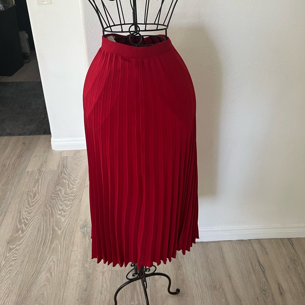 Skirt :)